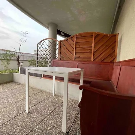 Apartmán T2 7 Lys - Central, Terrasse, Garage *